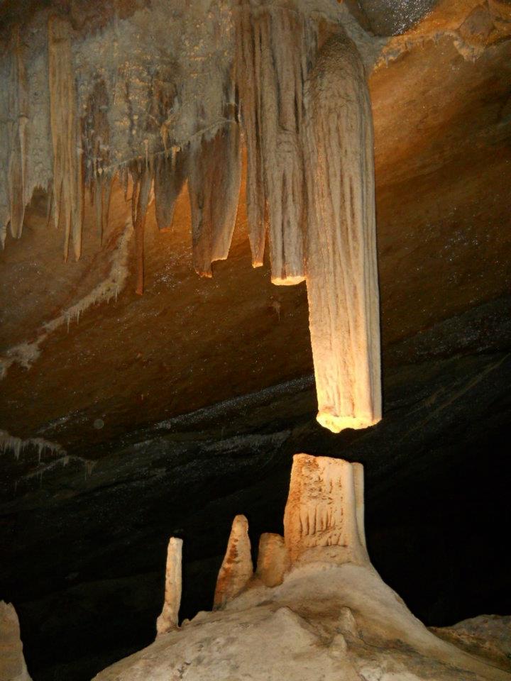 jenolan-caves